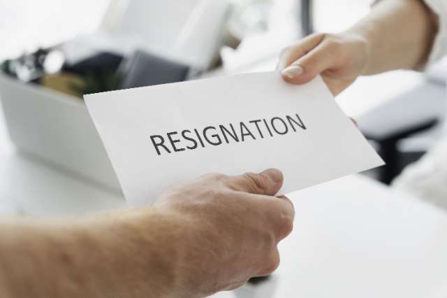 resignation-note